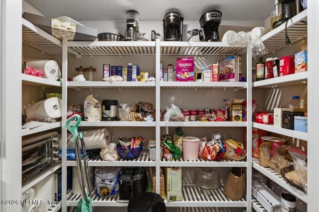 204 WATERLINE Drive, St. Johns, FL 32259