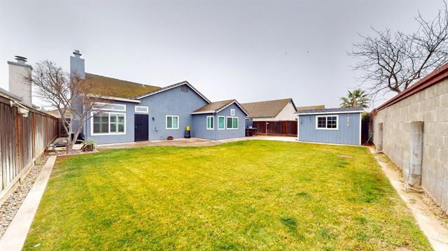 1847 Bergthold St, Manteca, CA 95336