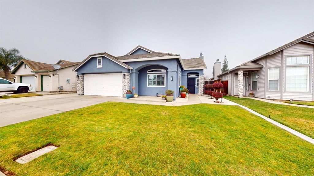 1847 Bergthold St, Manteca, CA 95336