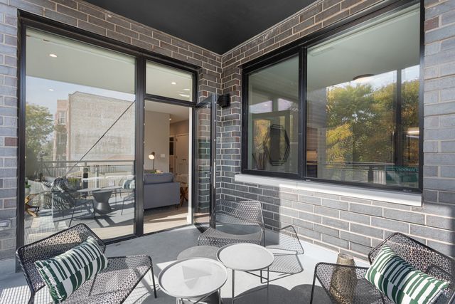 3604 N Campbell Avenue 202, Chicago, IL 60618