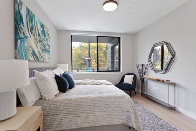 3604 N Campbell Avenue 202, Chicago, IL 60618