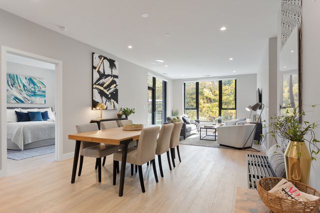 3604 N Campbell Avenue 202, Chicago, IL 60618