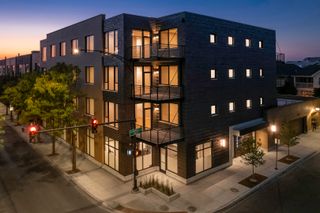 3604 N Campbell Avenue 202, Chicago, IL 60618