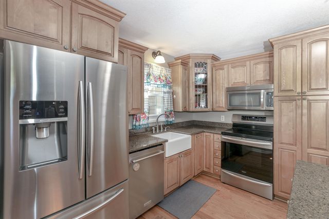 229 Warren Rd, El Dorado, KS 67042