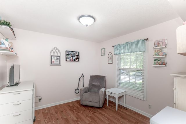 229 Warren Rd, El Dorado, KS 67042