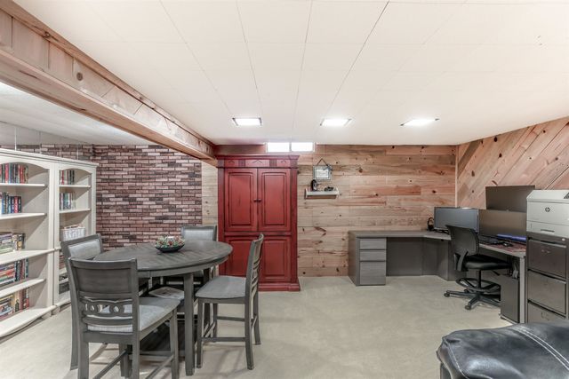 229 Warren Rd, El Dorado, KS 67042