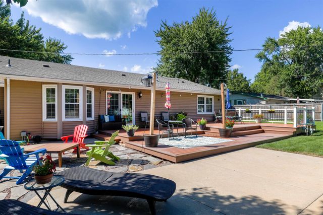 229 Warren Rd, El Dorado, KS 67042