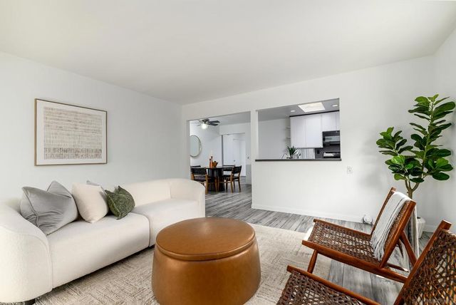 10421 Calico Cir, San Diego, CA 92126