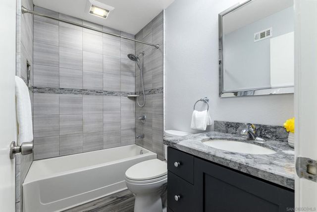 10421 Calico Cir, San Diego, CA 92126