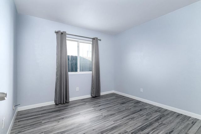 10421 Calico Cir, San Diego, CA 92126