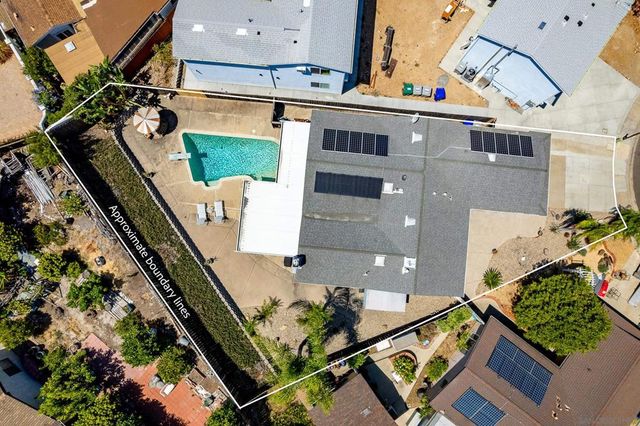 10421 Calico Cir, San Diego, CA 92126