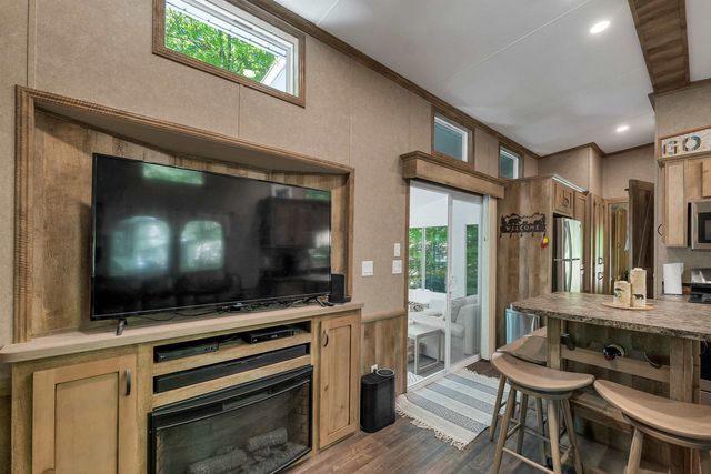 262 High Country Way, Holderness, NH 03245