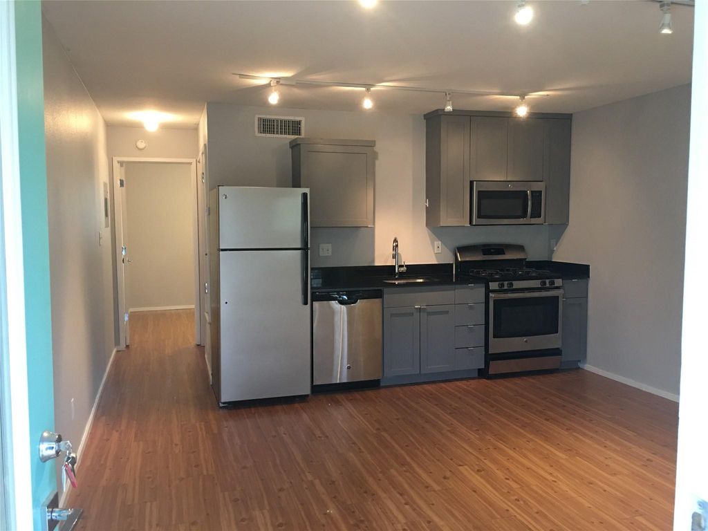 5306 Woodrow Ave Ave 211, Austin, TX 78756
