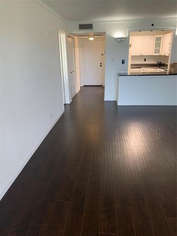 9355 SW 8th Street 321, Boca Raton, FL 33428