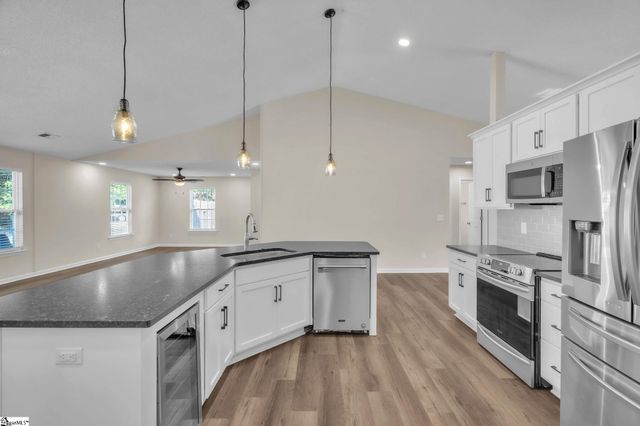 6 Spring Sky Court, Taylors, SC 29687
