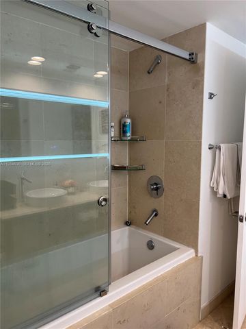 485 Brickell Ave 4109, Miami, FL 33131