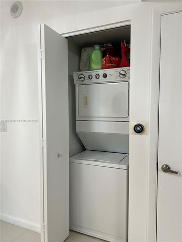 485 Brickell Ave 4109, Miami, FL 33131