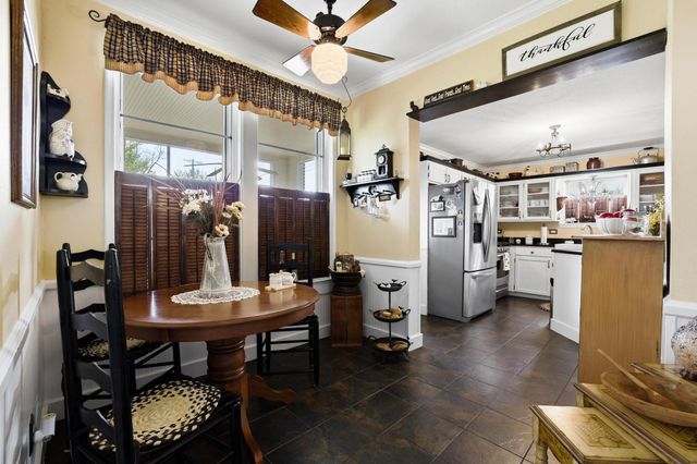 304 E 9th Street, Bonham, TX 75418