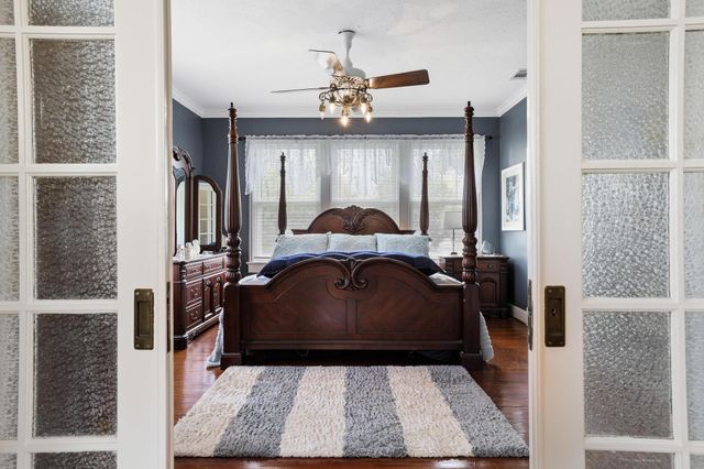 304 E 9th Street, Bonham, TX 75418