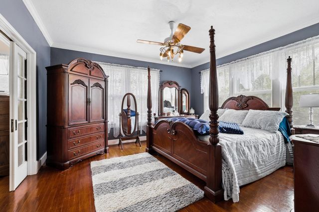 304 E 9th Street, Bonham, TX 75418