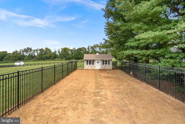 38392 STONE EDEN DR, Hamilton, VA 20158