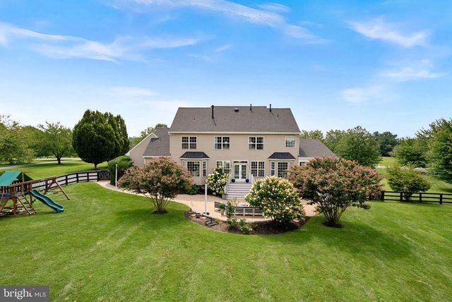 38392 STONE EDEN DR, Hamilton, VA 20158