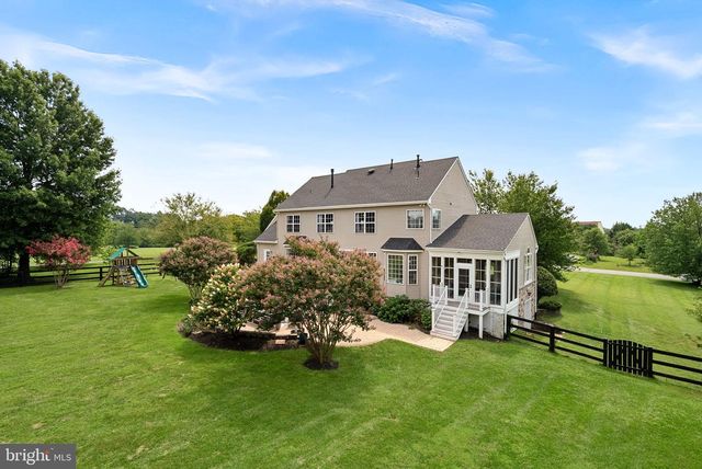 38392 STONE EDEN DR, Hamilton, VA 20158