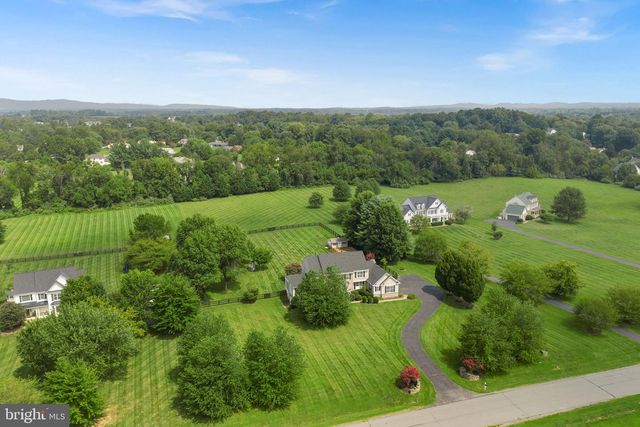 38392 STONE EDEN DR, Hamilton, VA 20158