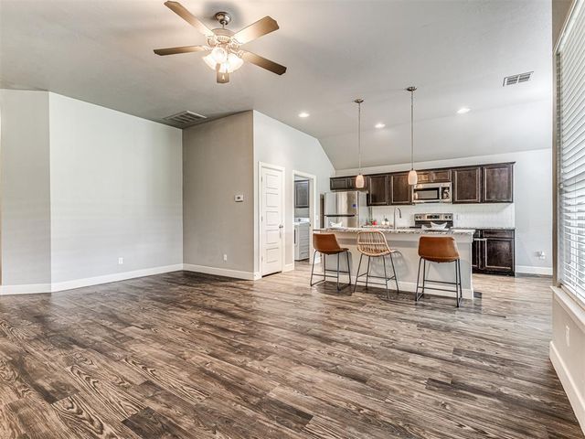 9205 Prairie Dog Drive, Edmond, OK 73034