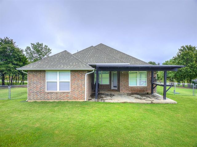 9205 Prairie Dog Drive, Edmond, OK 73034