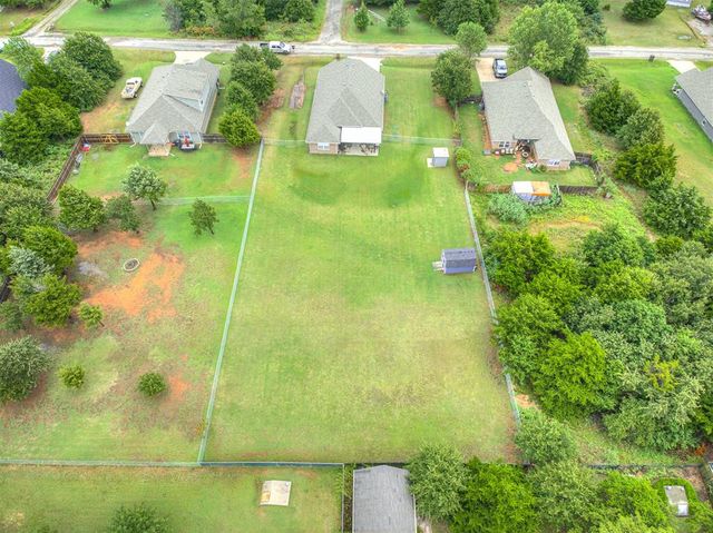 9205 Prairie Dog Drive, Edmond, OK 73034