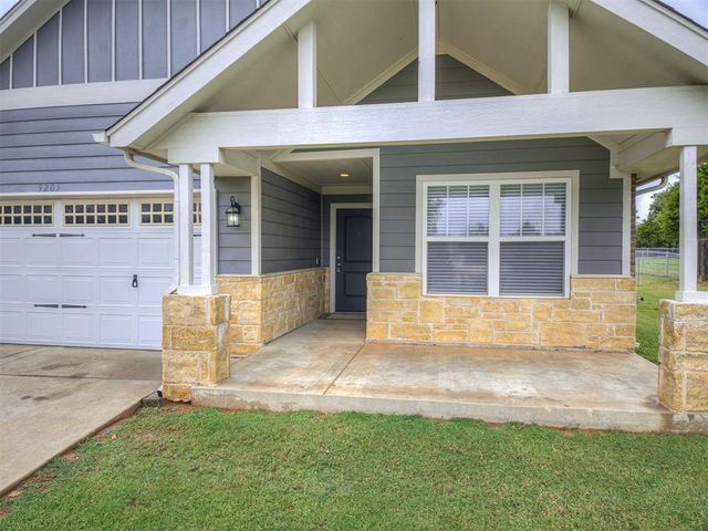 9205 Prairie Dog Drive, Edmond, OK 73034