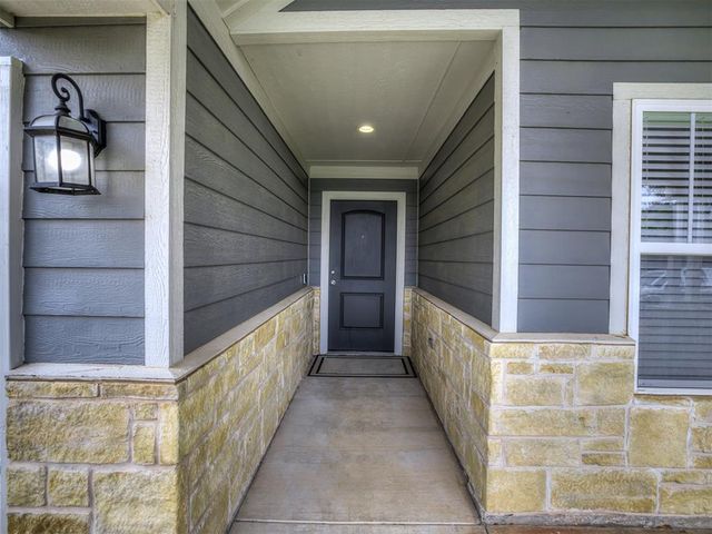 9205 Prairie Dog Drive, Edmond, OK 73034