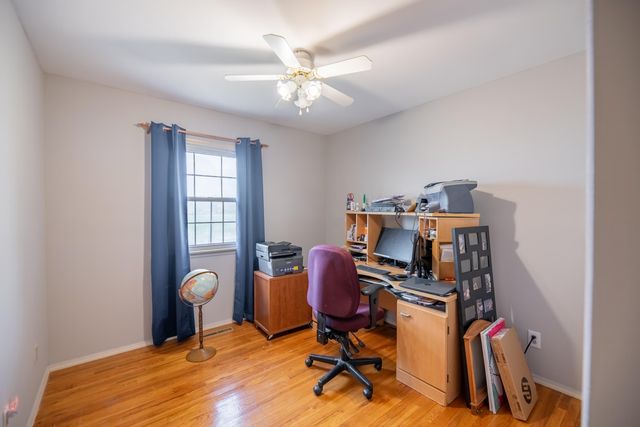 722 Lakeshore Drive, Villa Hills, KY 41017