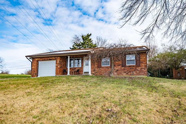 722 Lakeshore Drive, Villa Hills, KY 41017