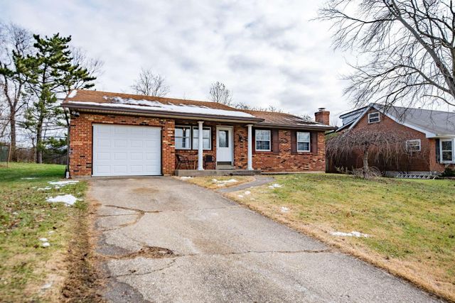 722 Lakeshore Drive, Villa Hills, KY 41017