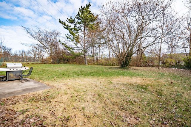 722 Lakeshore Drive, Villa Hills, KY 41017