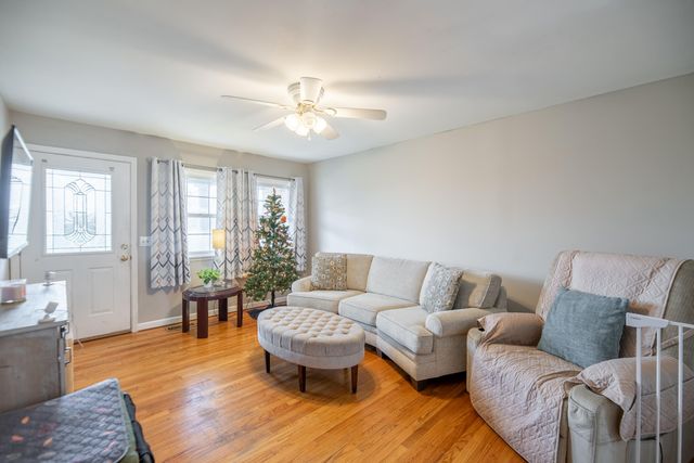 722 Lakeshore Drive, Villa Hills, KY 41017