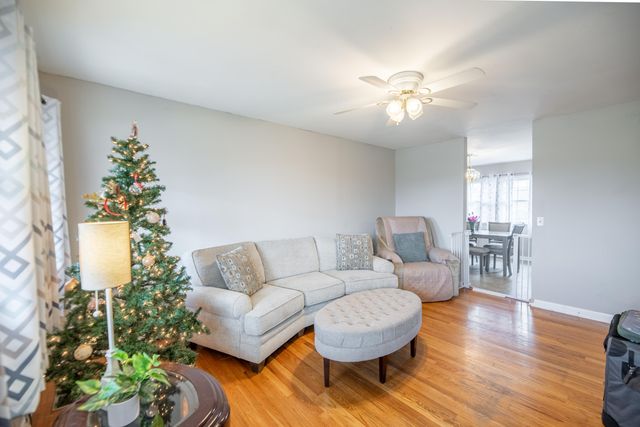 722 Lakeshore Drive, Villa Hills, KY 41017