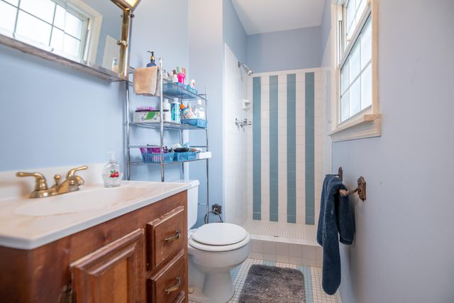 722 Lakeshore Drive, Villa Hills, KY 41017