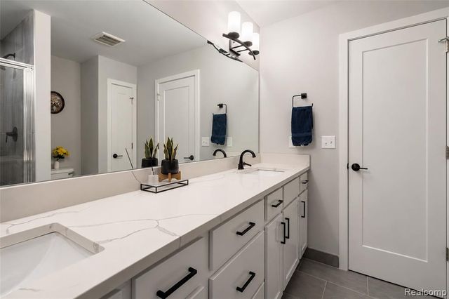 41626 Orianna Lane, Novi, MI 48375