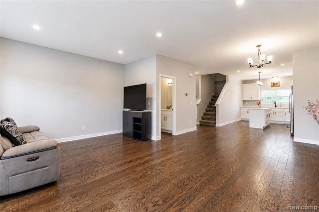 41626 Orianna Lane, Novi, MI 48375