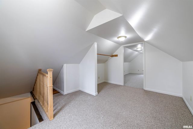 732 S 15TH Street, Quincy, IL 62301