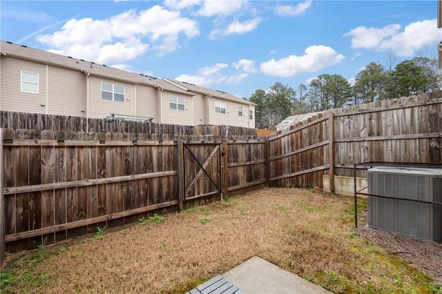 6418 Shalks Crossing, Lithonia, GA 30058