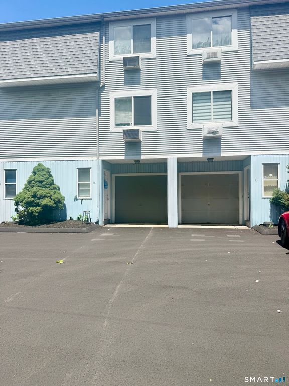 168 Mulloy Road 13, Waterbury, CT 06705