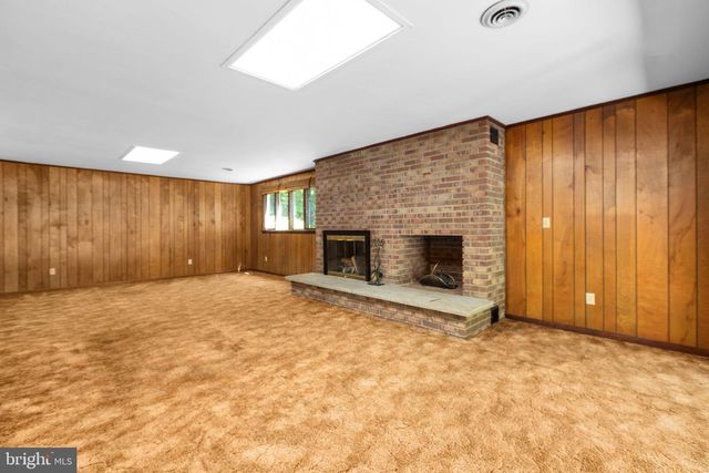 5434 STRAWBERRY LN, King George, VA 22485