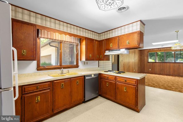 5434 STRAWBERRY LN, King George, VA 22485