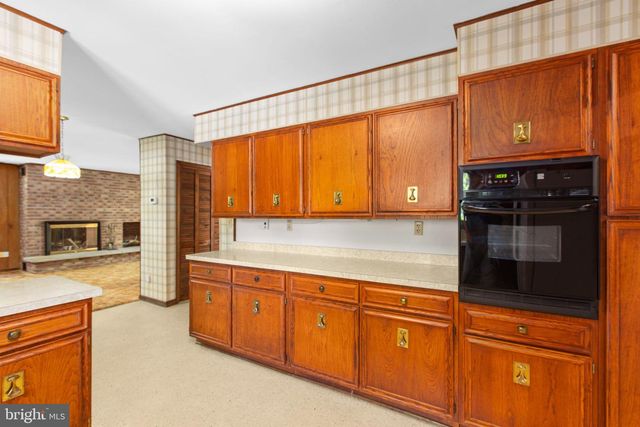 5434 STRAWBERRY LN, King George, VA 22485