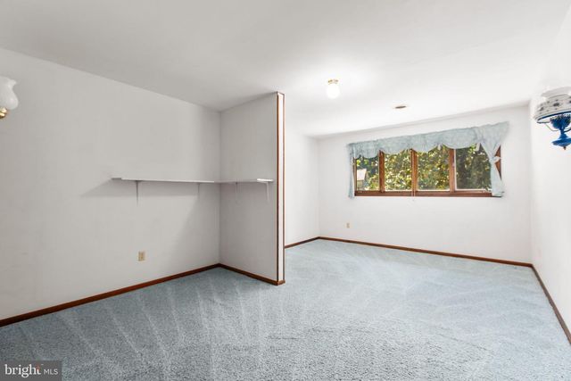 5434 STRAWBERRY LN, King George, VA 22485