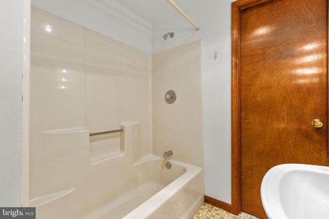 5434 STRAWBERRY LN, King George, VA 22485